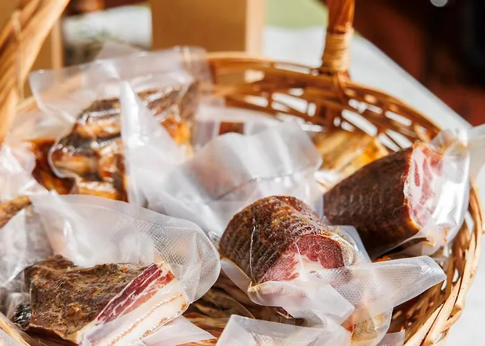 Ranc Katja In Abdul Matterija